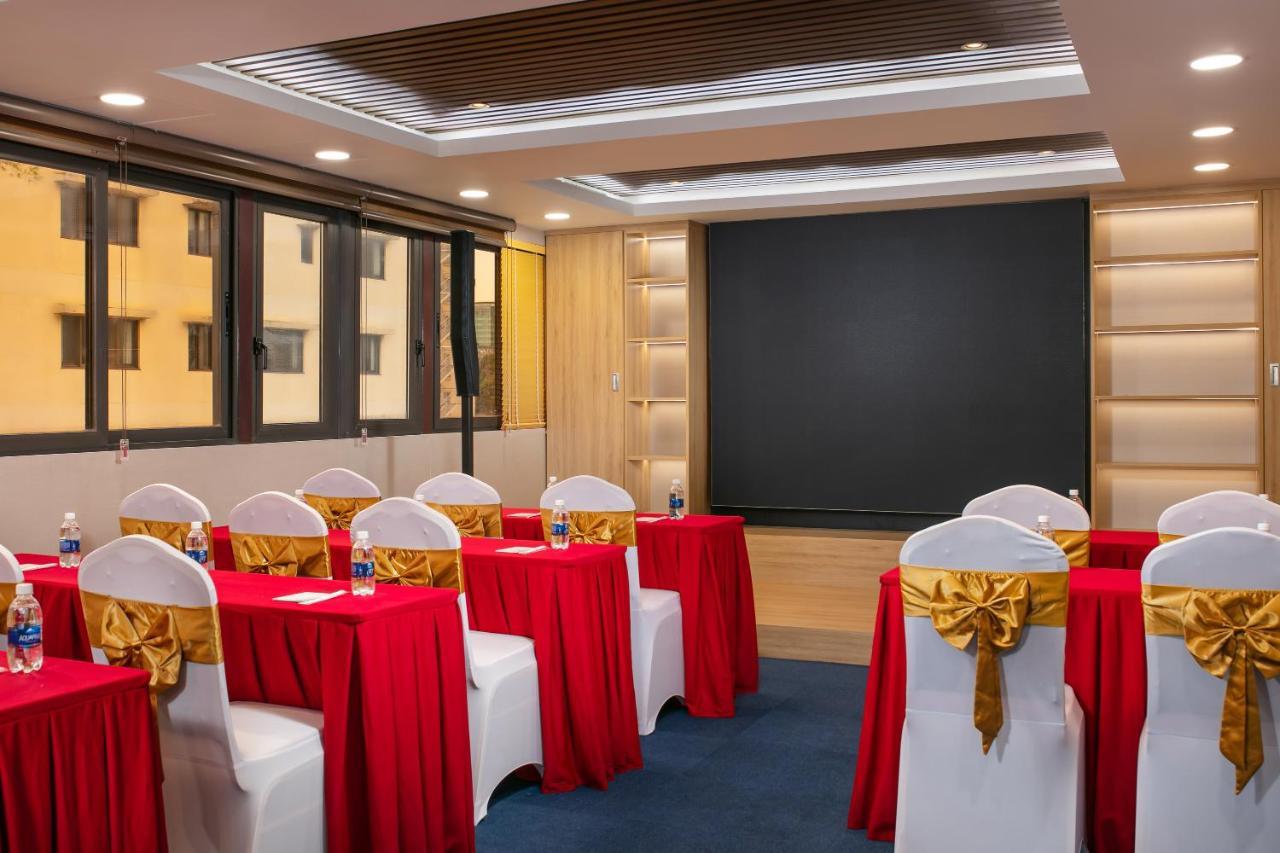 Nesta Hotel Saigon Ho Chi Minh City Bagian luar foto