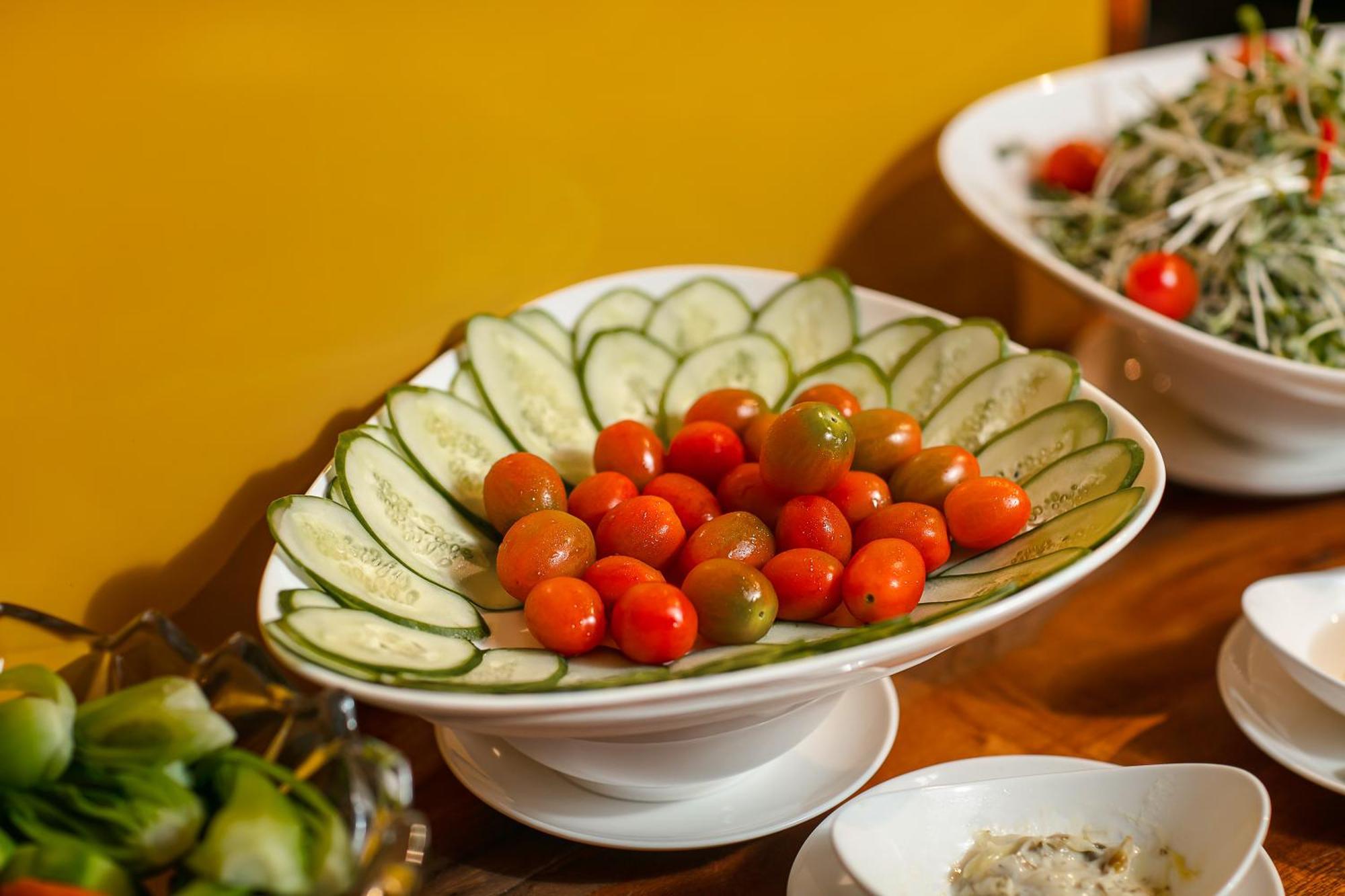 Nesta Hotel Saigon Ho Chi Minh City Bagian luar foto