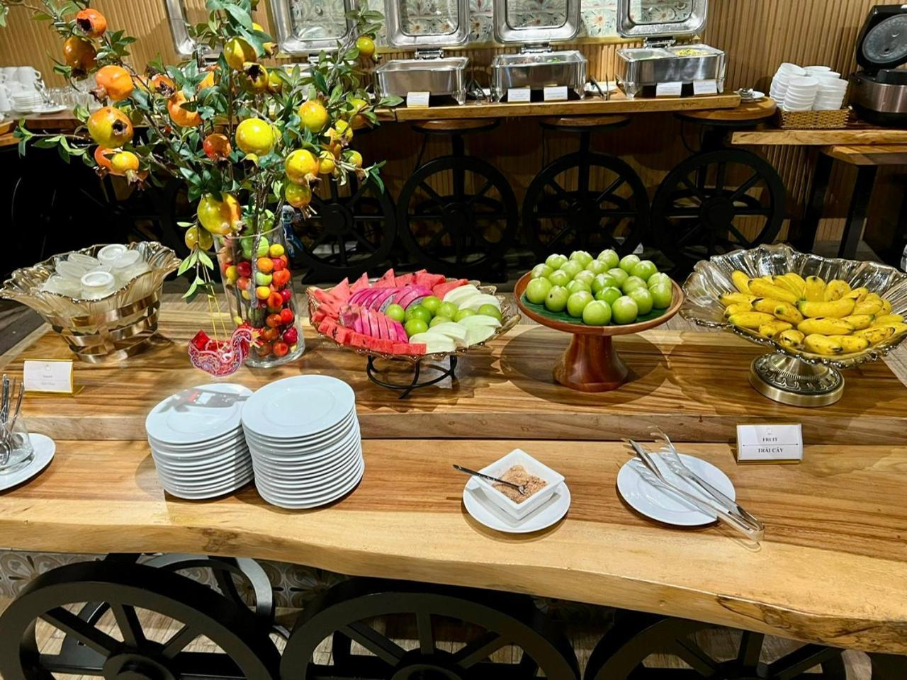 Nesta Hotel Saigon Ho Chi Minh City Bagian luar foto