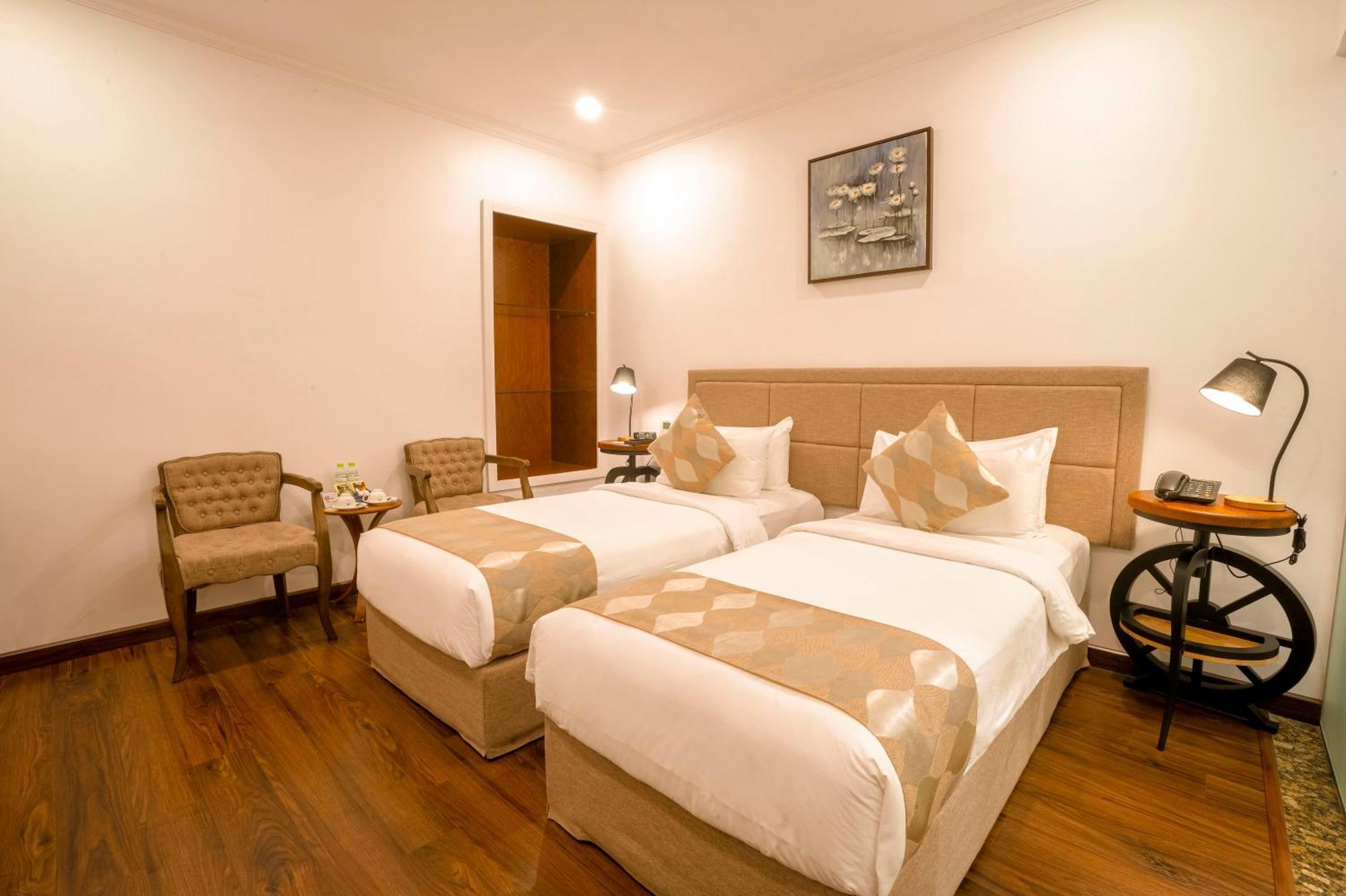 Nesta Hotel Saigon Ho Chi Minh City Bagian luar foto