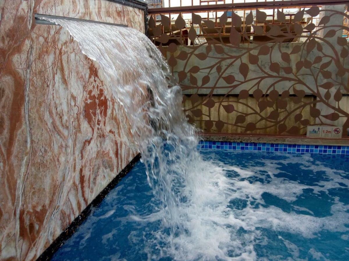 Nesta Hotel Saigon Ho Chi Minh City Bagian luar foto